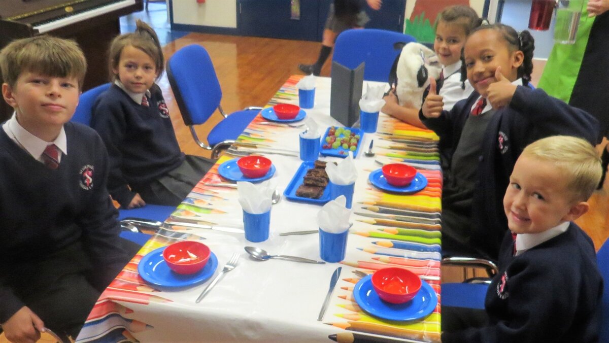 Image of Top Table - Top Guests