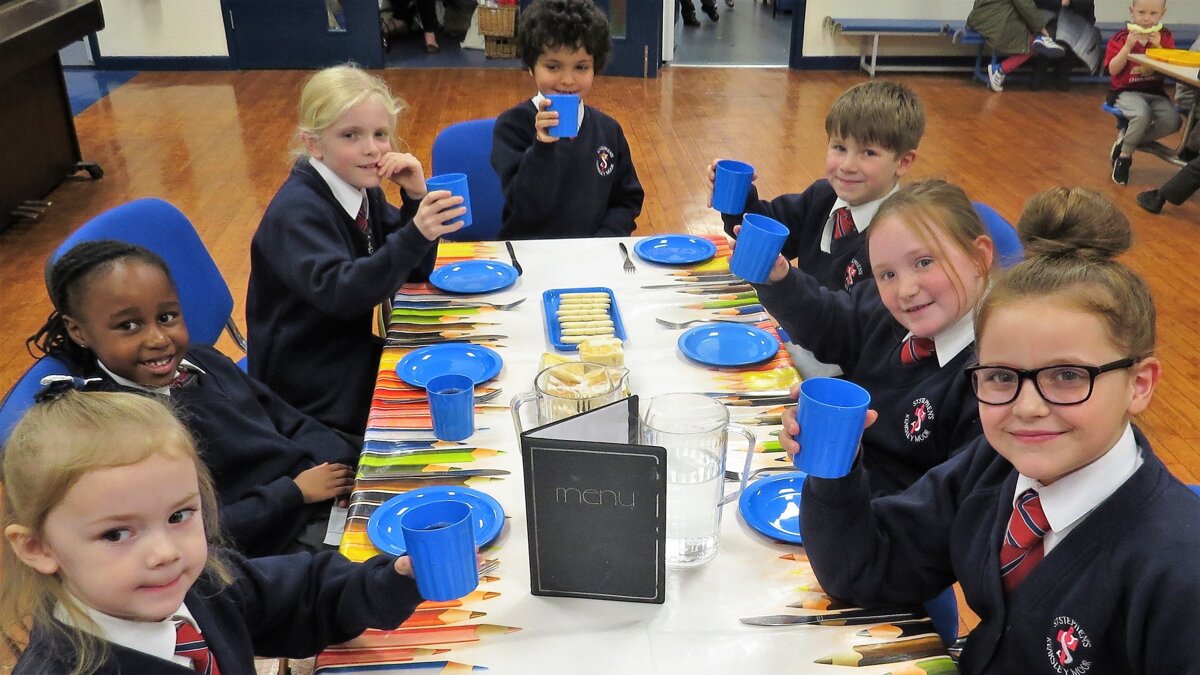 Image of Top Table - Top Guests