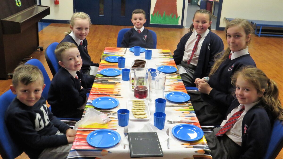 Image of Top Table - Top Guests