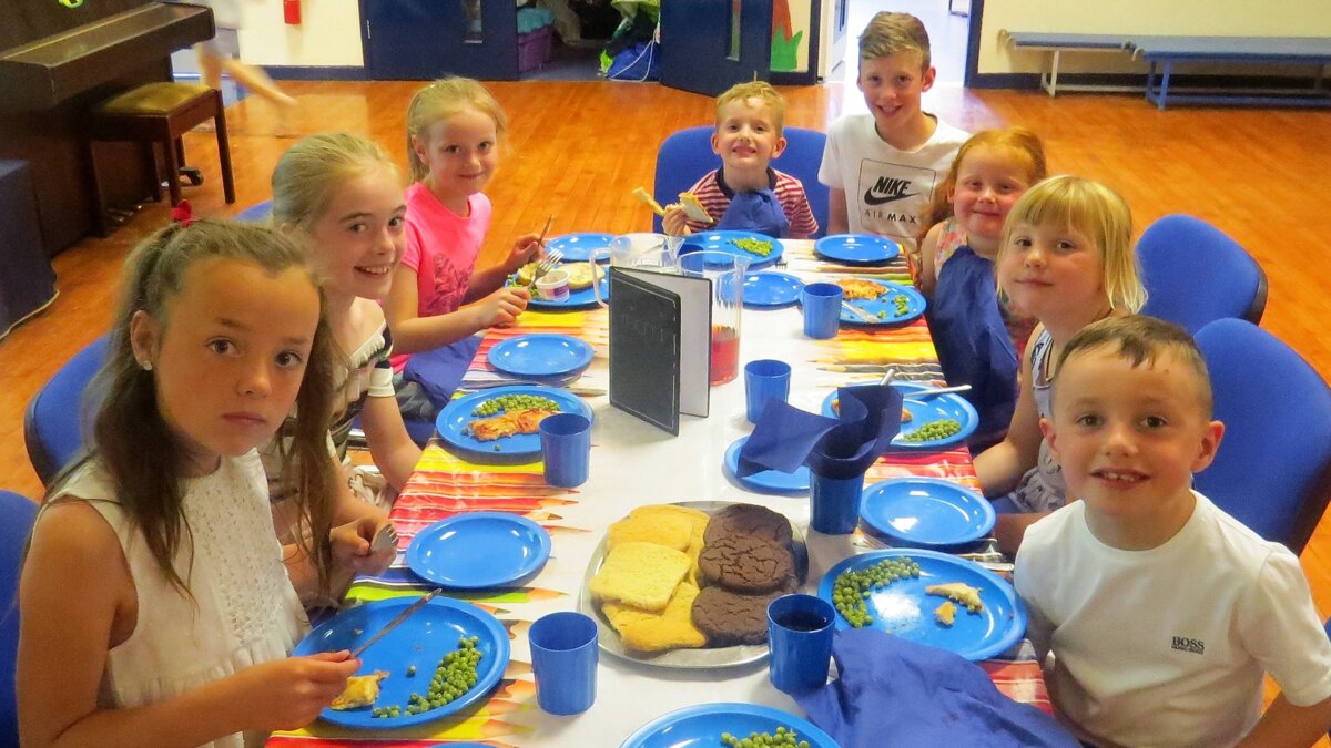 Image of Top Table - Top Guests