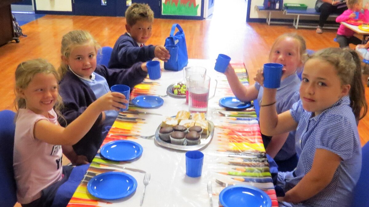 Image of Famous Five at Top table