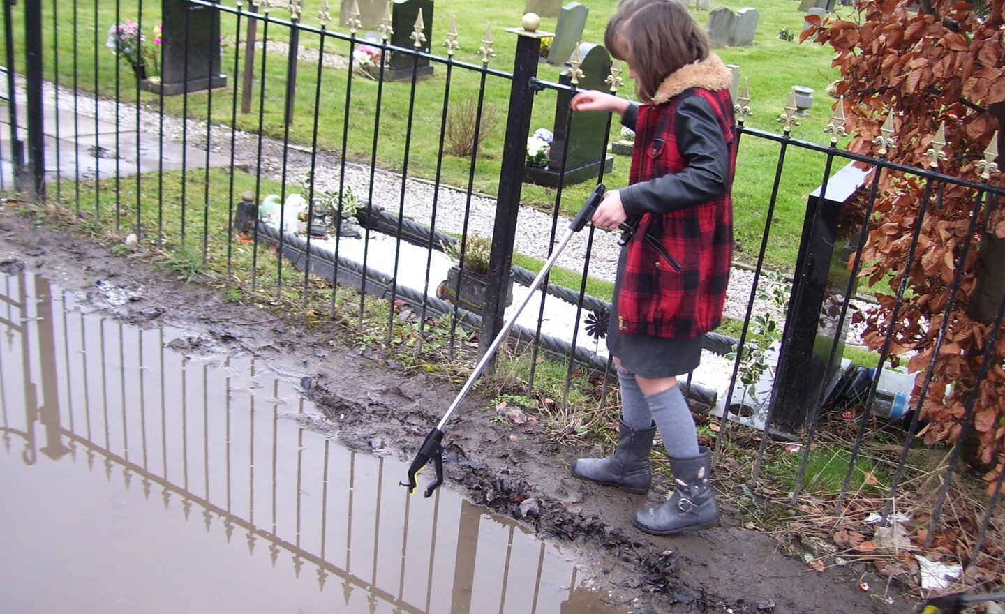 Image of Fishing for litter