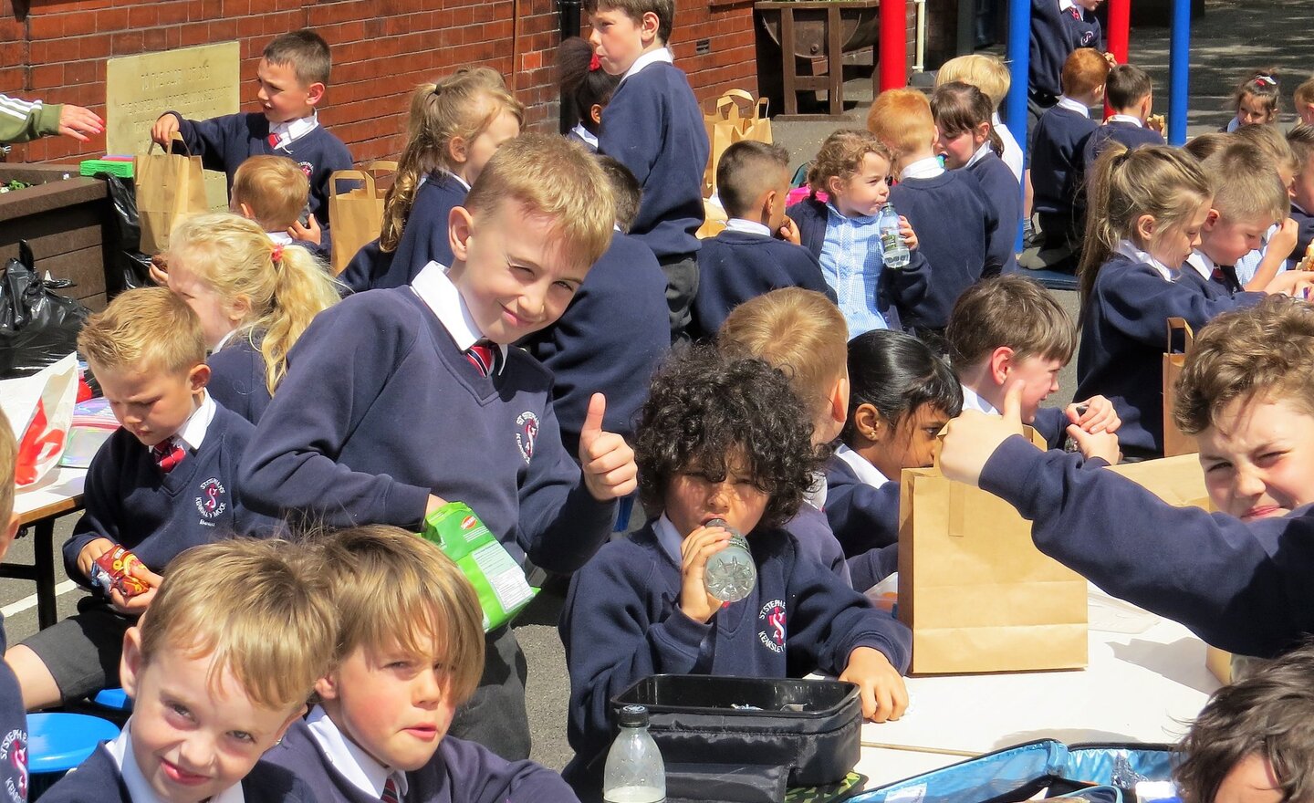 Image of Lunch in the Sun