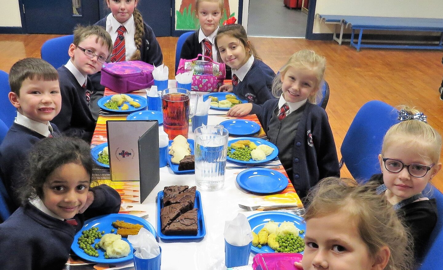 Image of Top Table - No Room for the Head!