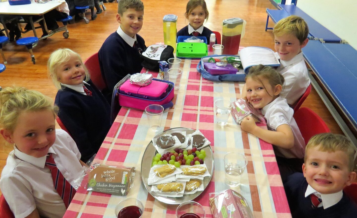 Image of Top Table - Top Guests