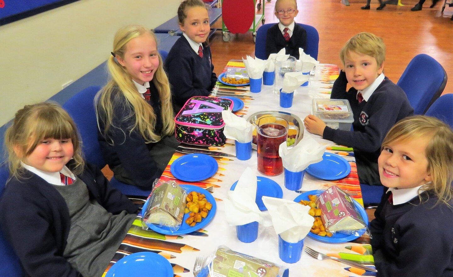 Image of Top Table - Top Guests