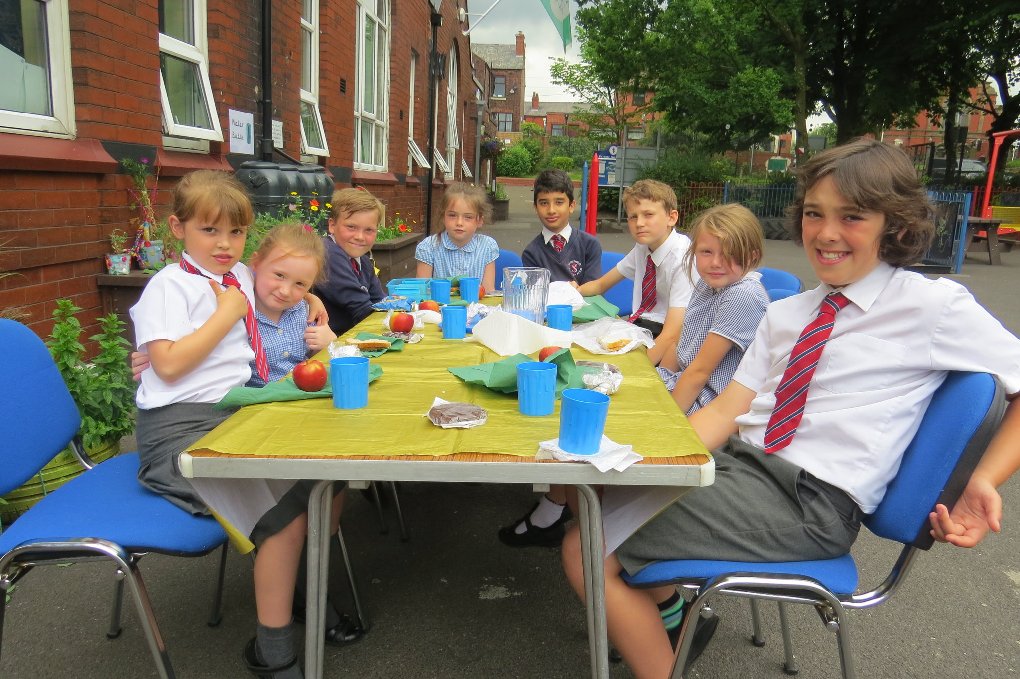 Image of Top Table - Al Fresco