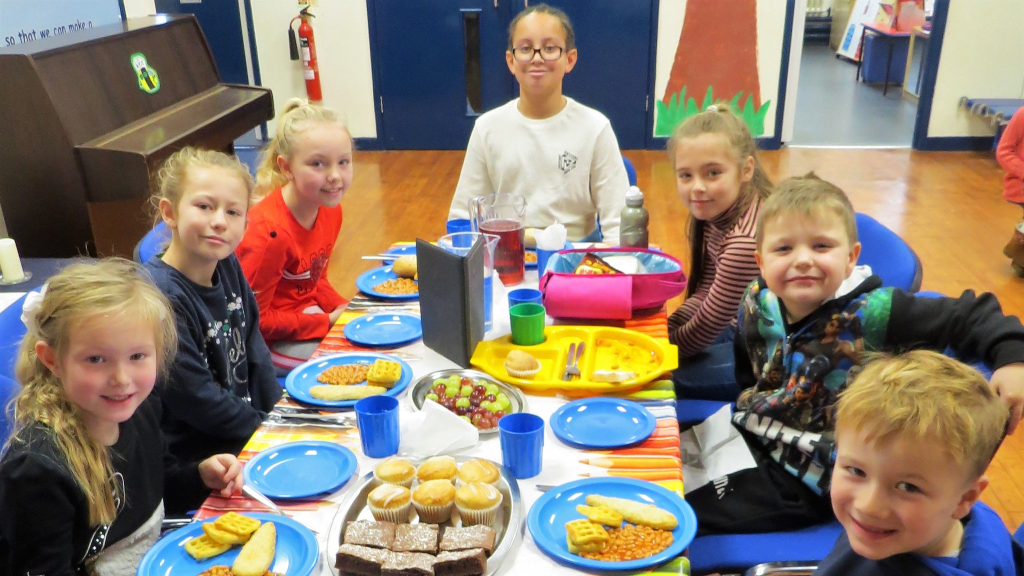 Image of Top Table - Top Guests