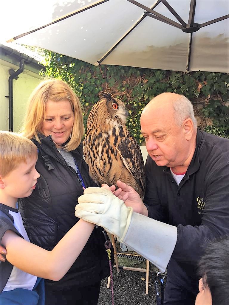 Image of Year 5 - Making Friends with the Locals