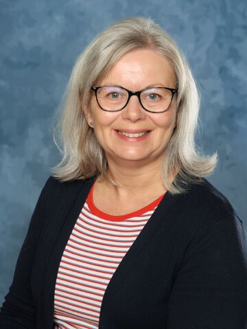 Mrs Sarah Undery