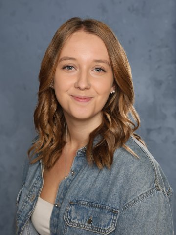 Miss Chloe Hills