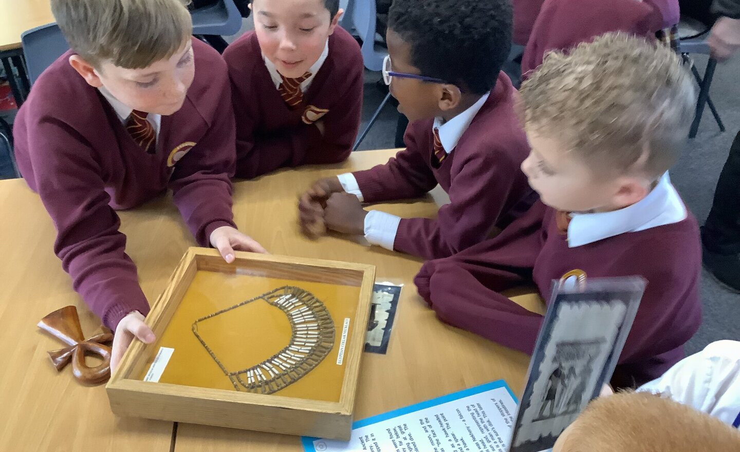 Image of Egyptians with Y6