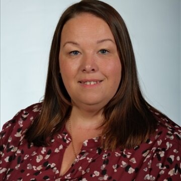 Miss Lyndsey Newsham