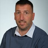 Mr Dan Thompson