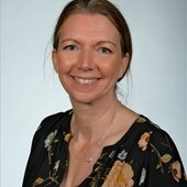 Mrs Fiona Turner