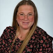 Mrs Lauren Sutton