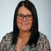 Mrs Lisa Finch