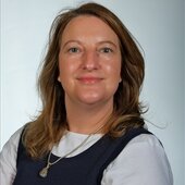 Mrs Suzanne Marsden