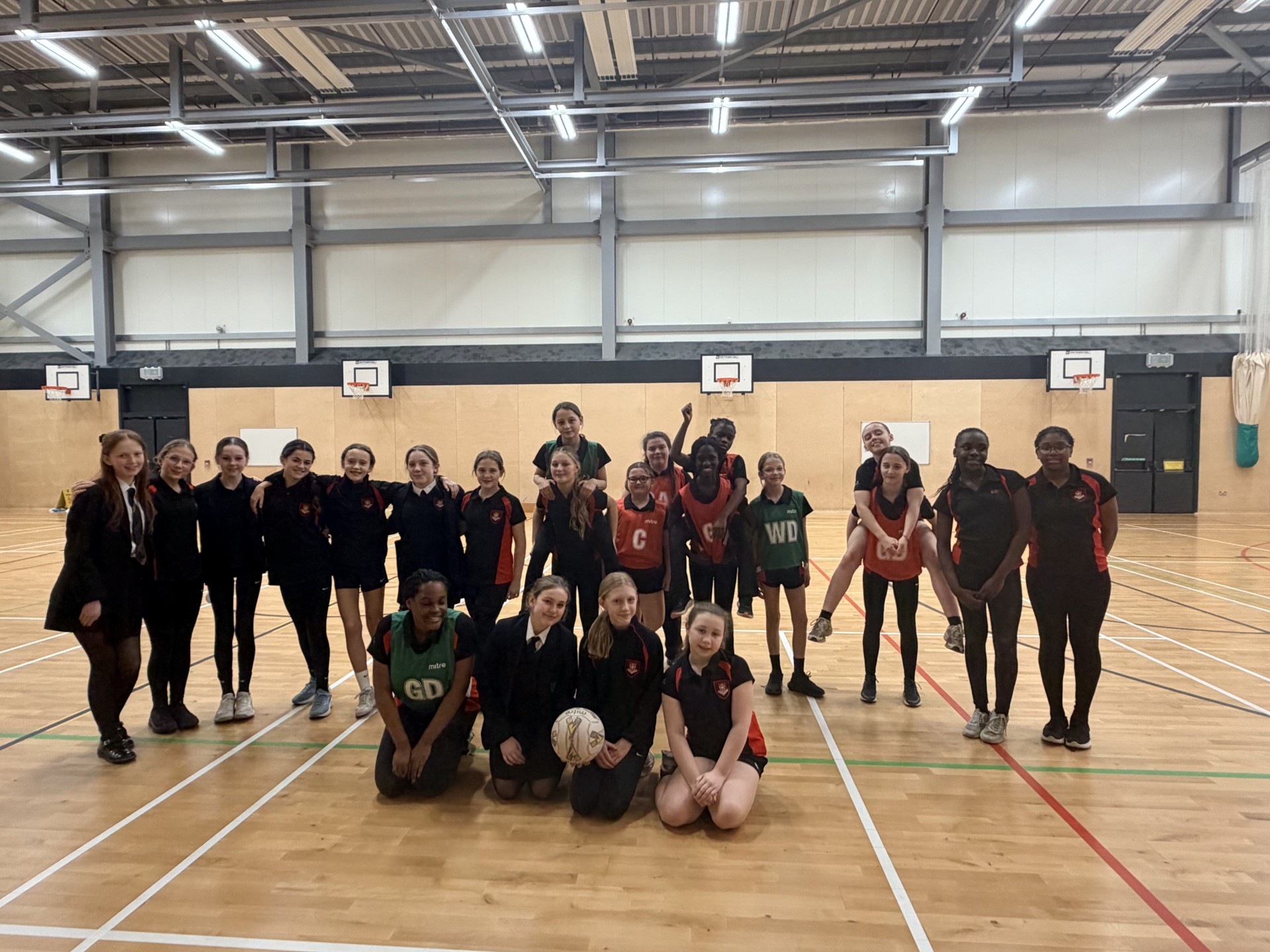EMS Year 7 students thrive in netball game against Dyke House