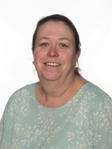 Mrs M Roberts