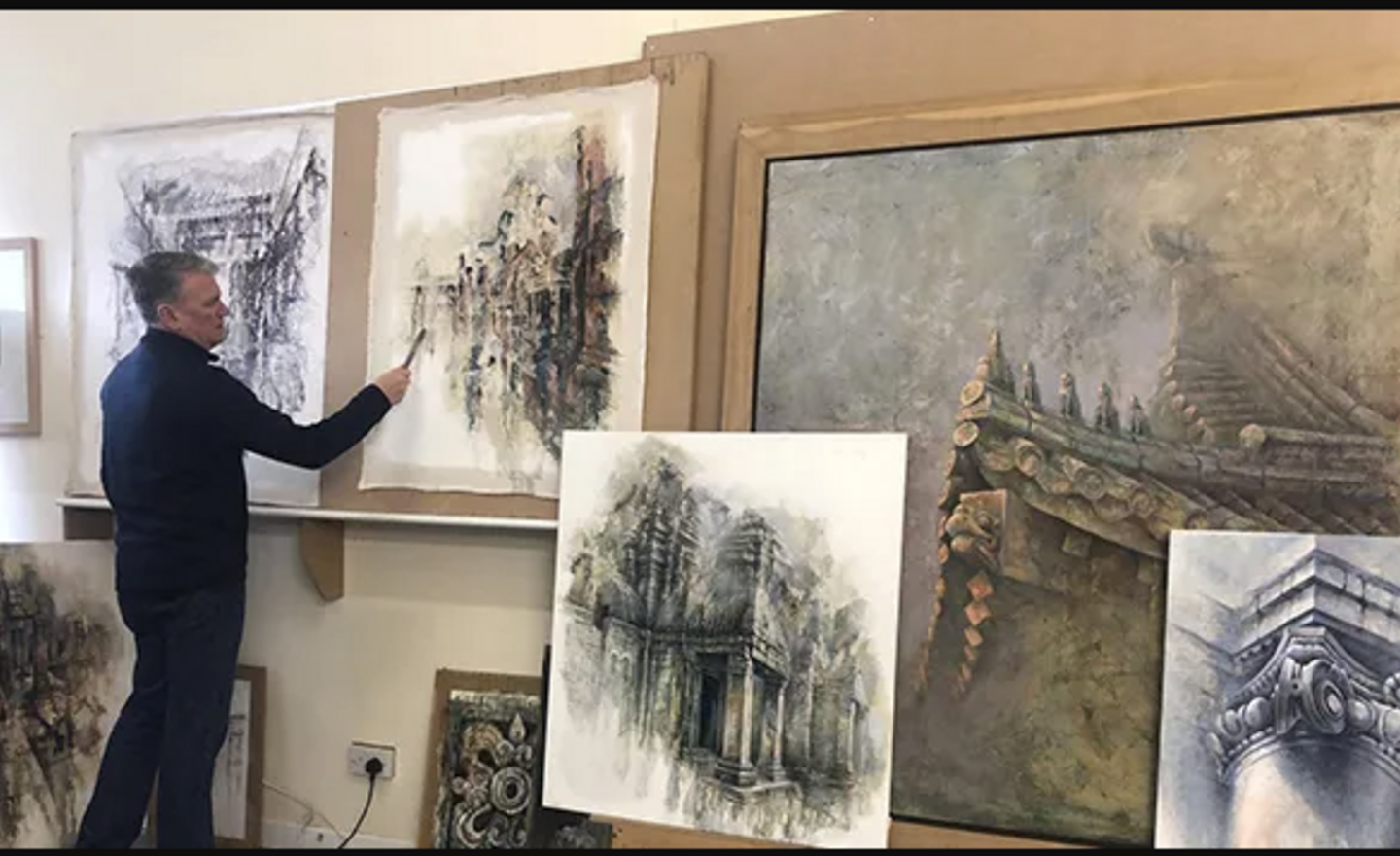 Image of Inspiring Creativity: A Remarkable Workshop with Artist Ian Murphy