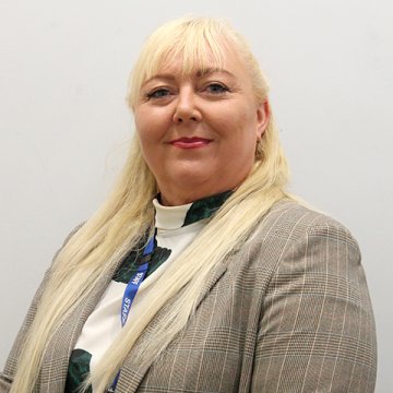 Ms K. Roban