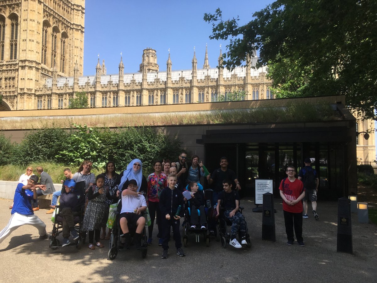 the-houses-of-parliament-the-meadows-school