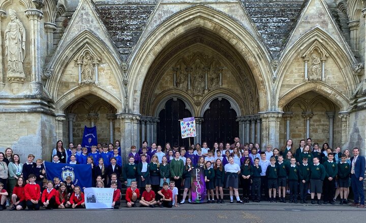 Image of Year 6 Leavers Service at Salisbury Cathedral