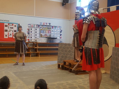 Image of Year 4 romans