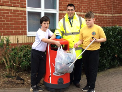 Image of Year 6 Litter Picking