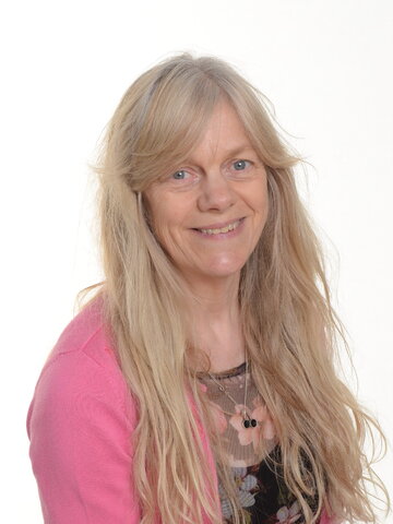 Mrs J Whittaker