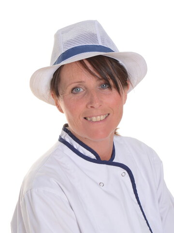 Mrs J Lee