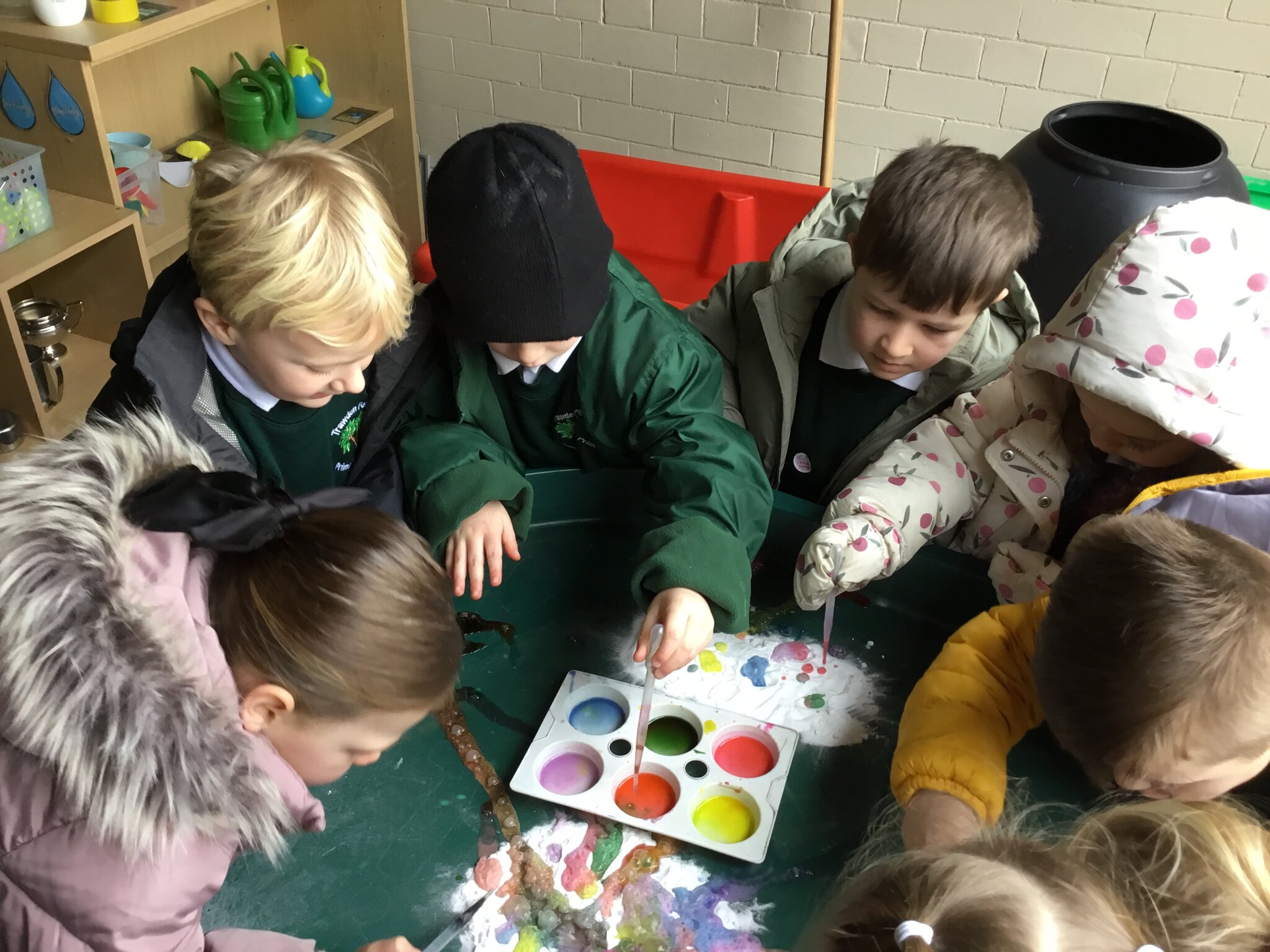 Image of EYFS Science - Fizzing Dinosaur Eggs