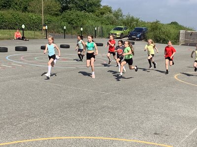 Image of Sports Day : Years 3 and 4 Athletes!