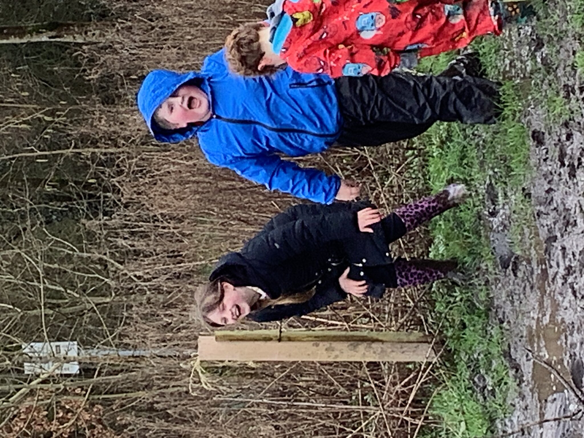 Image of Year 1 and 4 embrace the great outdoors!