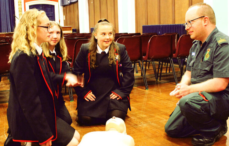 Image of Students take part in national ‘Restart a Heart Day’