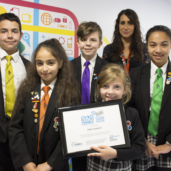 Image of Unity Academy receives award for Online Safety!