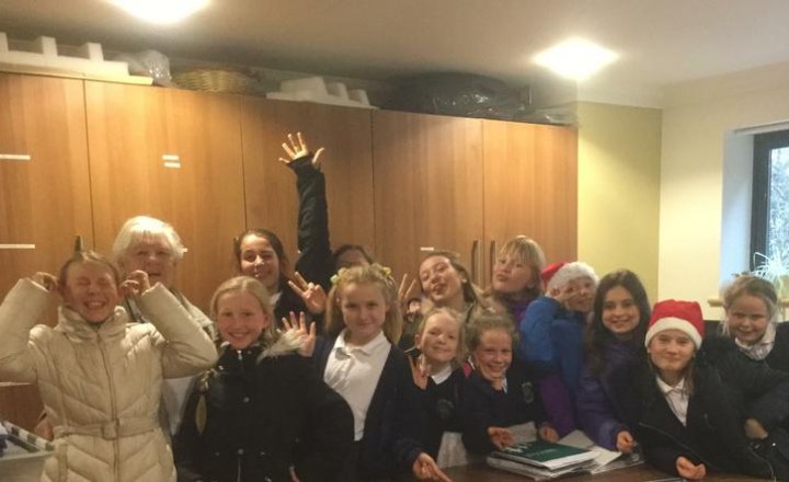 Image of Tambourines & soloists bring Christmas cheer