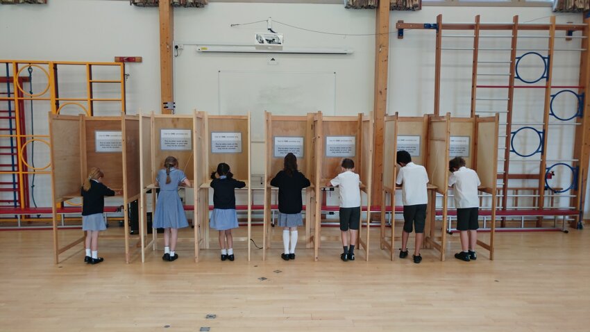 Image of Valley Pupils Hit the Polls!