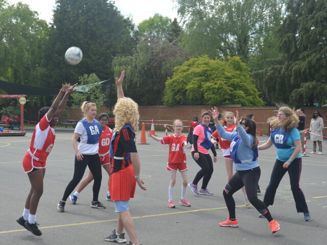 Image of Year 6 v Staff netball match