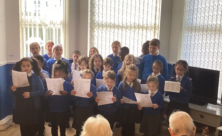 Image of Singing Superstars perform at the Nursing Home