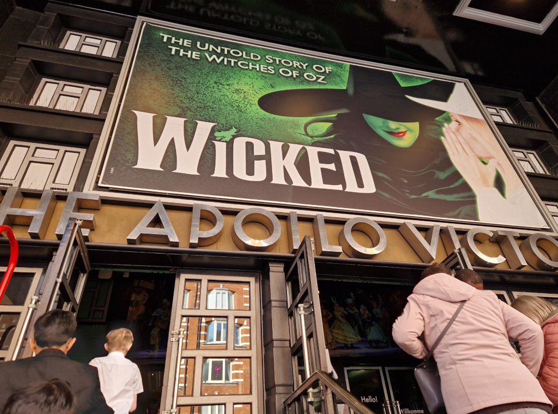 Image of Wicked at the Apollo Theatre!