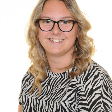 Miss P Prescott Fryer