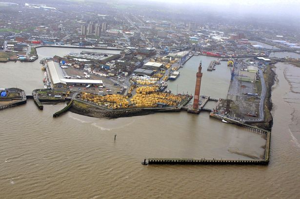 Image of Y3 visit to Grimsby Docks