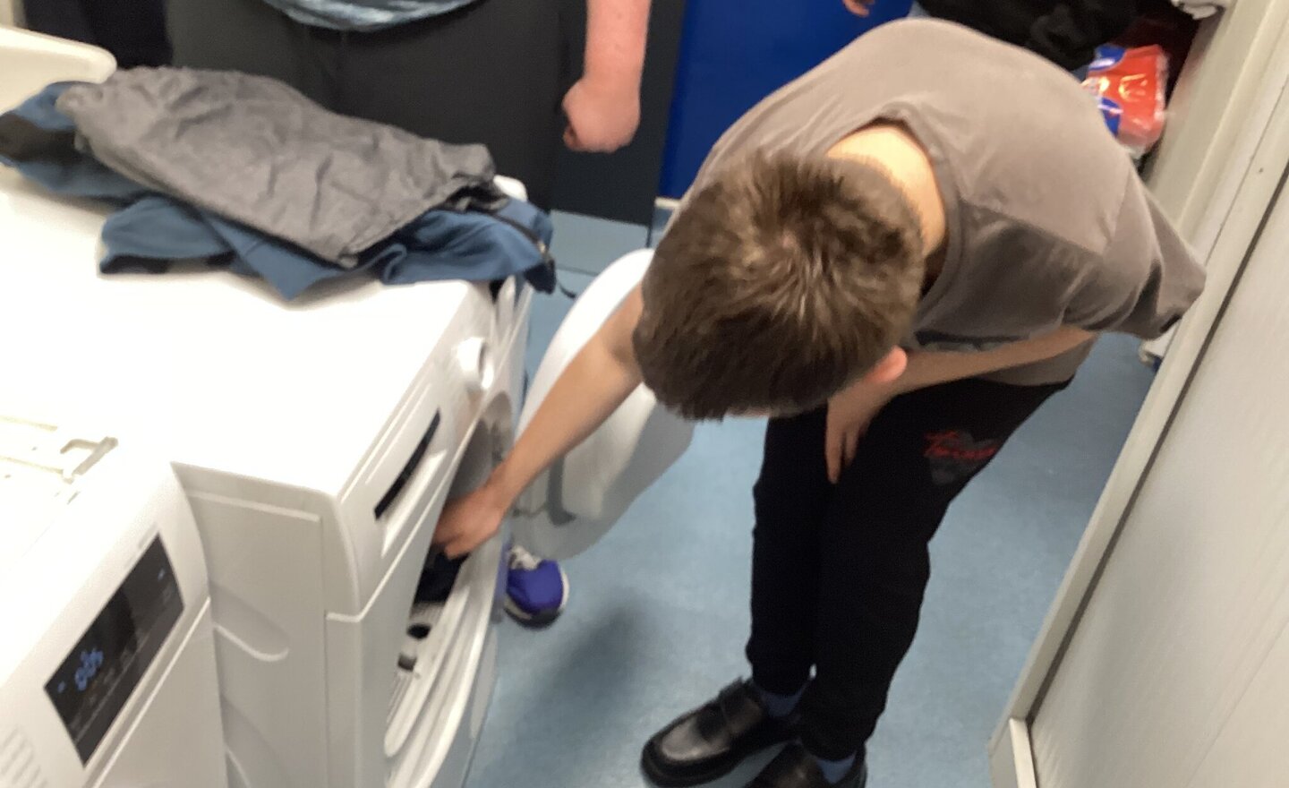 Image of KS5W Learning how to use a tumble dryer