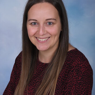 Mrs L Yates