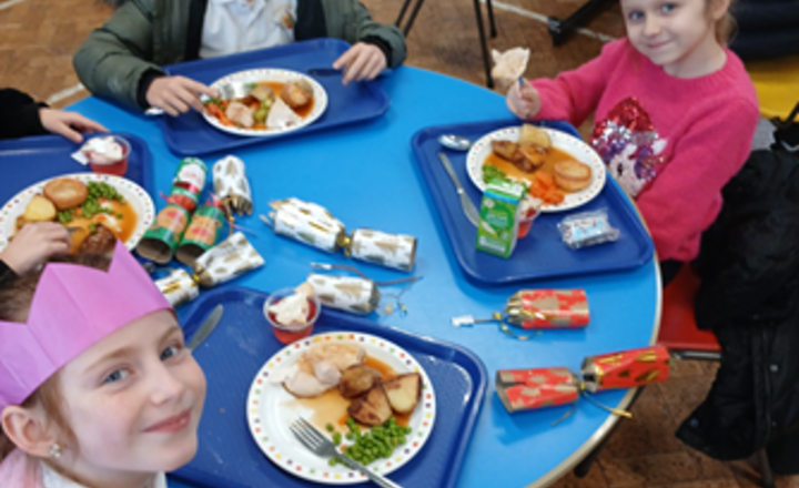 Image of Christmas lunch at The William Hogarth School