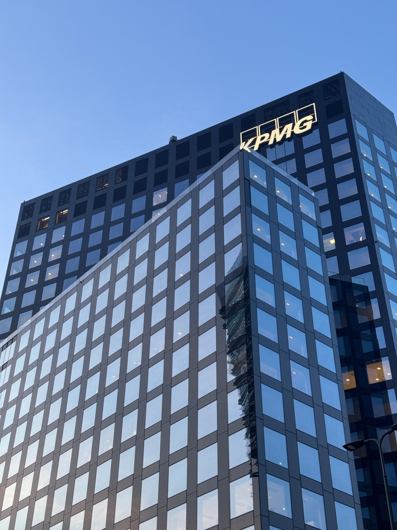 Image of Year 13 - KPMG Apprenticeships are now open!