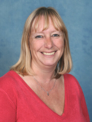 Nina Hodge
